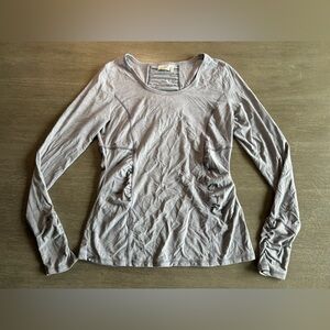 Athleta Long Sleeve Ruched Scrunch Tshirt Top M Blue Purple